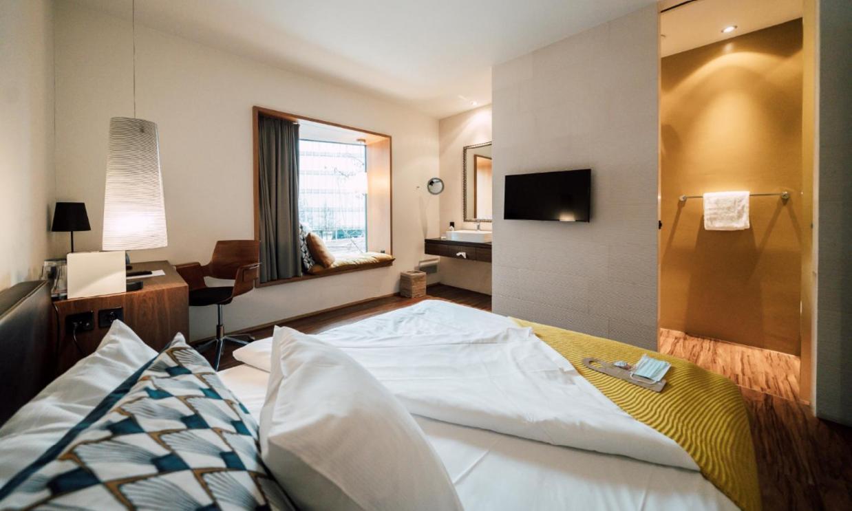 Blue City Boutique Hotel Баден Экстерьер фото