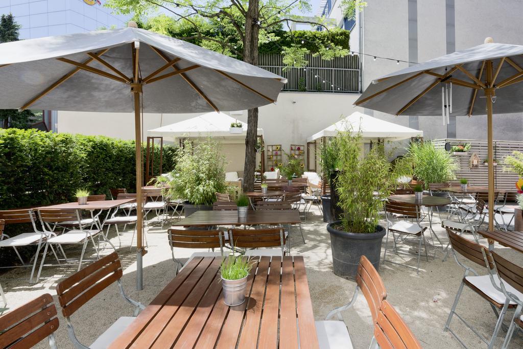 Blue City Boutique Hotel Баден Экстерьер фото